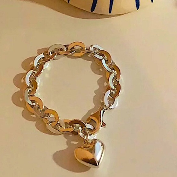 Sterling Silver Heart Charm Chain Link Bracelet - Picture 14 of 15